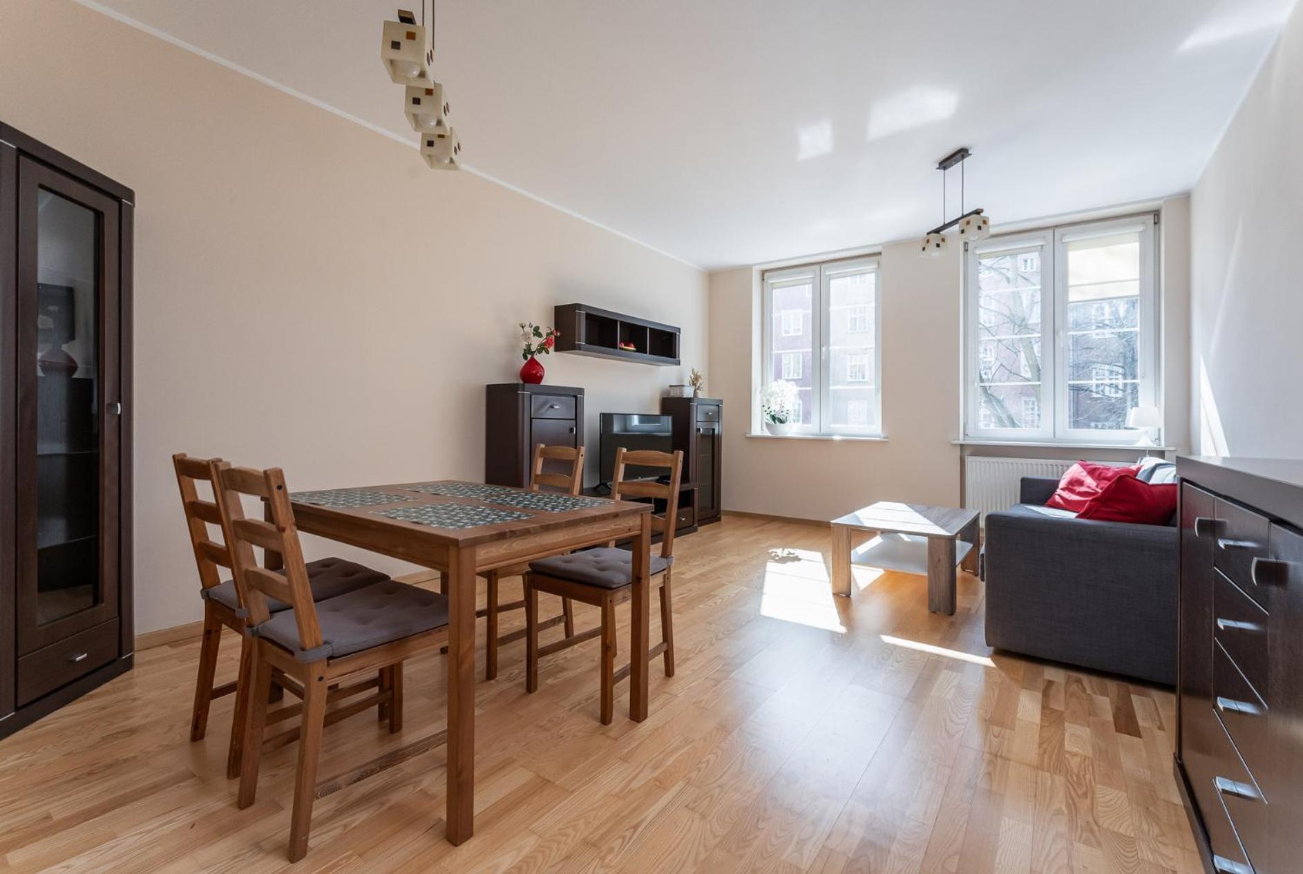 Glow Apartaments - Swietego Ducha Economy Gdansk Old Town, Gdansk